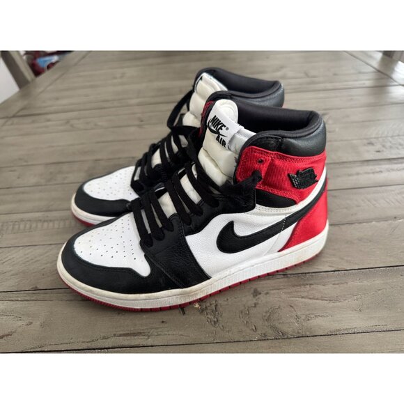 Womens Air Jordan 1 Retro High ‘Satin Black Toe’ Size 8.5 - Picture 1 of 11